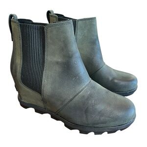 Sorel Joan of Arctic Wedge II Chelsea Boots Womens 9 Waterproof Leather